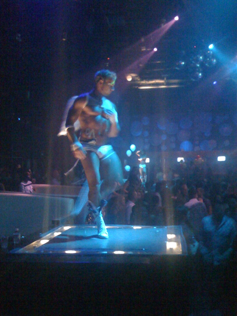 Angel Dancer at Krave  ( photo by tasithoughts)