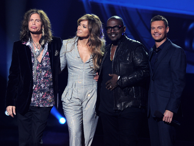129077_american-idol-season-10-judges-press-conference-who-will-be-the-new-simon
